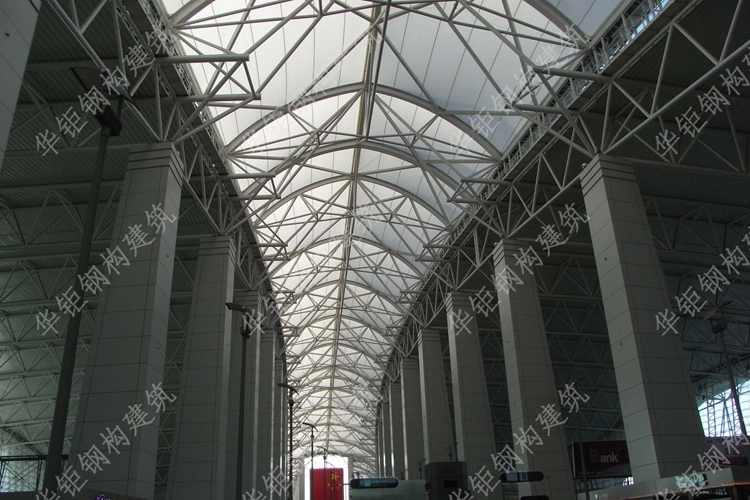 白云机场膜结构走道工程